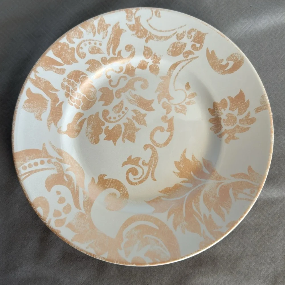 Set of 4 Pier 1 Jaclyn Collection Plates Pasta Bowls Blush Luster Damask Pattern